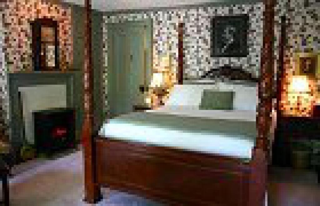 The Inn At Stony Creek Уорик Номер фото