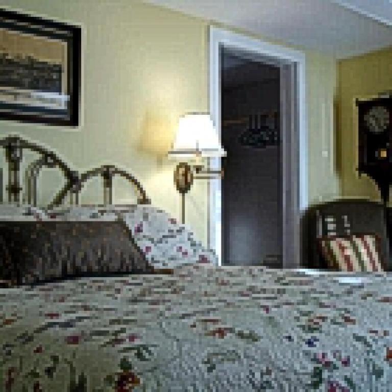 The Inn At Stony Creek Уорик Номер фото