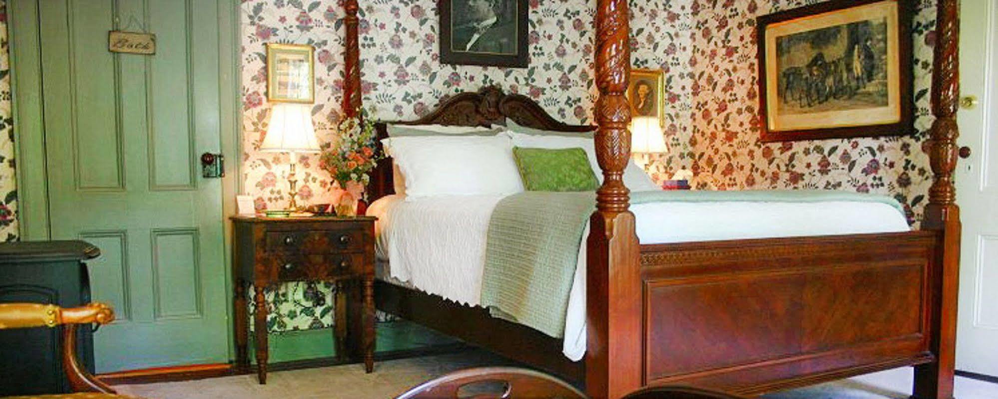 The Inn At Stony Creek Уорик Экстерьер фото